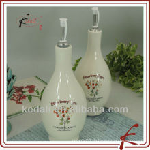 Keramiköl und Essigflasche